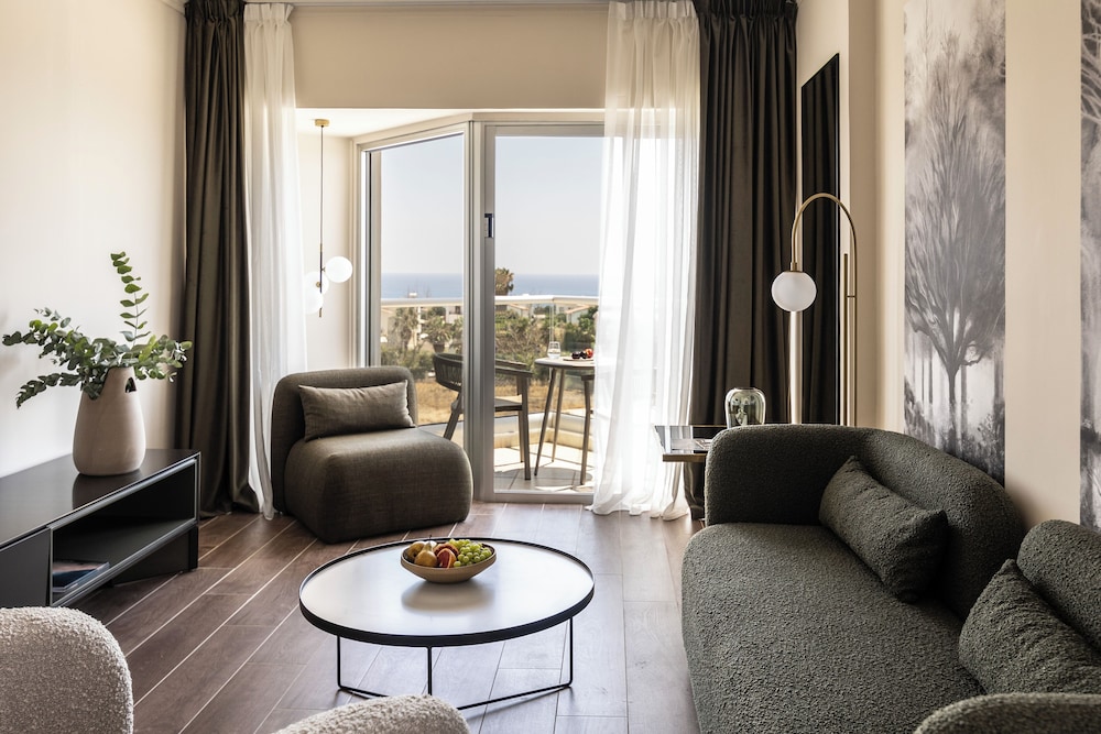Cali Resort & Spa - Adults Only 30/50