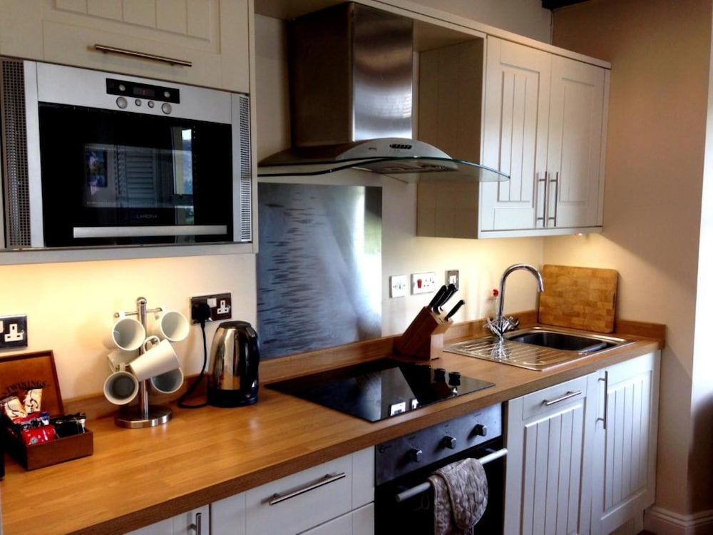 Embleton Spa Hotel 48/50