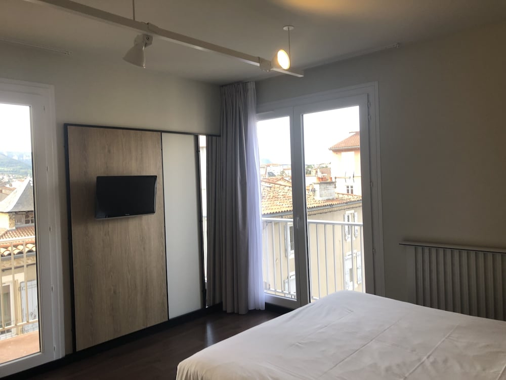 Ibis Millau 22/55