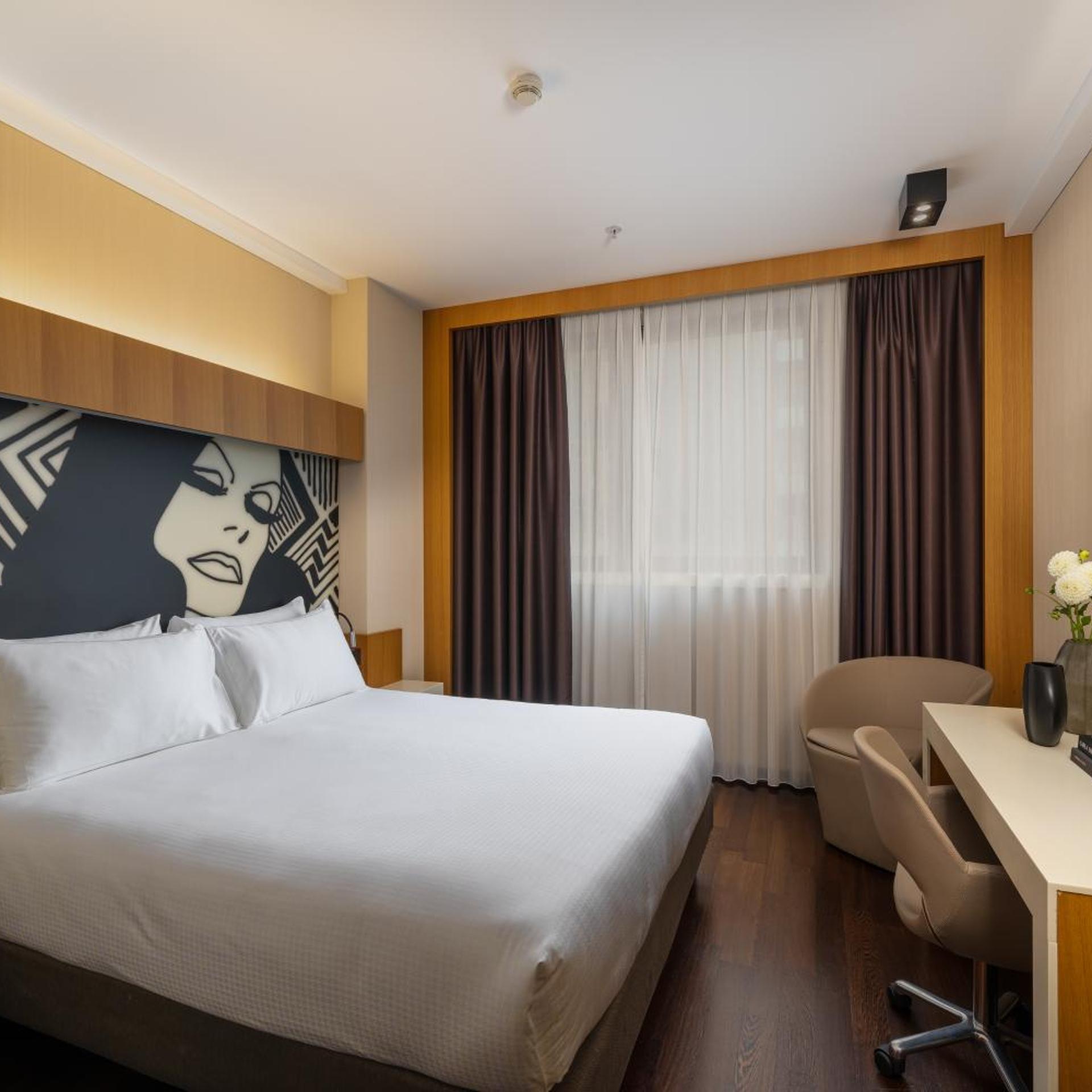 غرفة قياسية بسرير كينج، Crowne Plaza Milan City 2/10