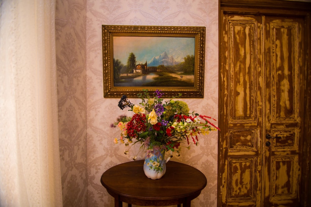 Bloom Boutique Hotel 8/50