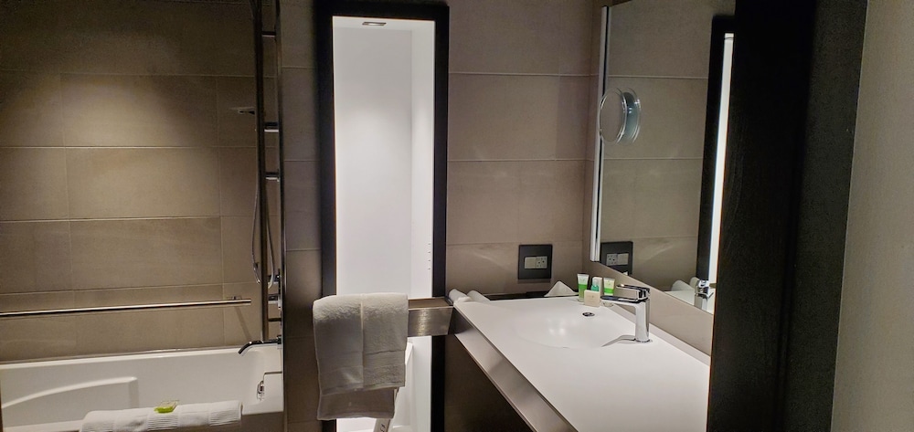 Grand Times Hotel Laval - Centropolis 31/32