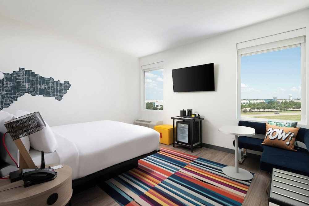 Aloft DFW Airport North 19/44