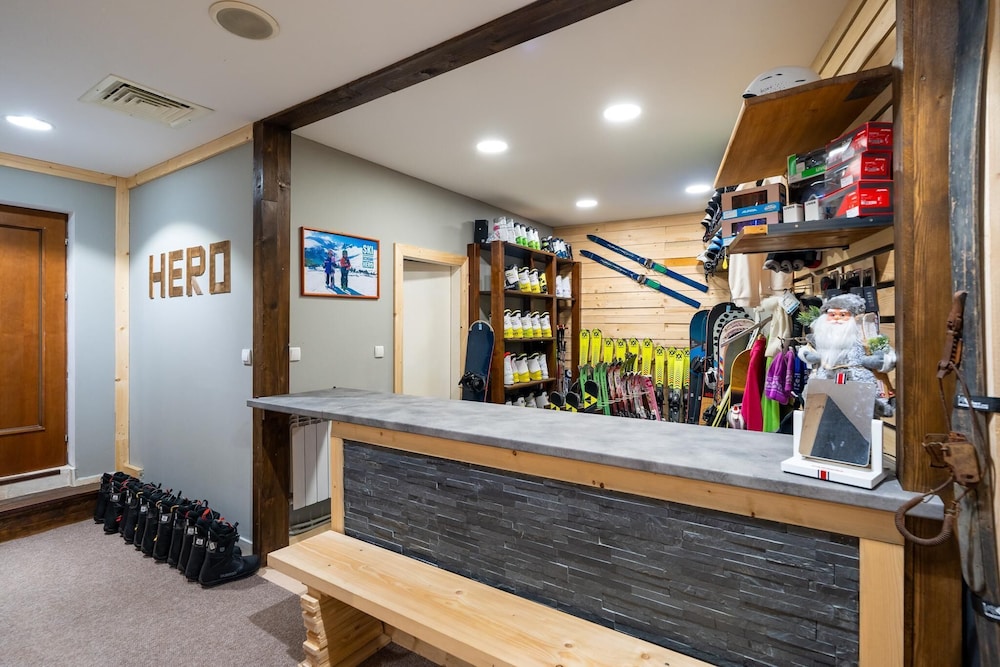 Festa Winter Palace 7/50