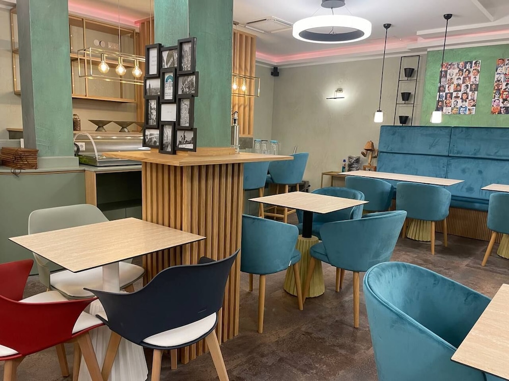 Design & Kunsthotel Munchen 34/41