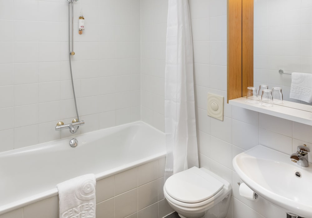 CENTERHOTEL SKJALDBREID 12/45