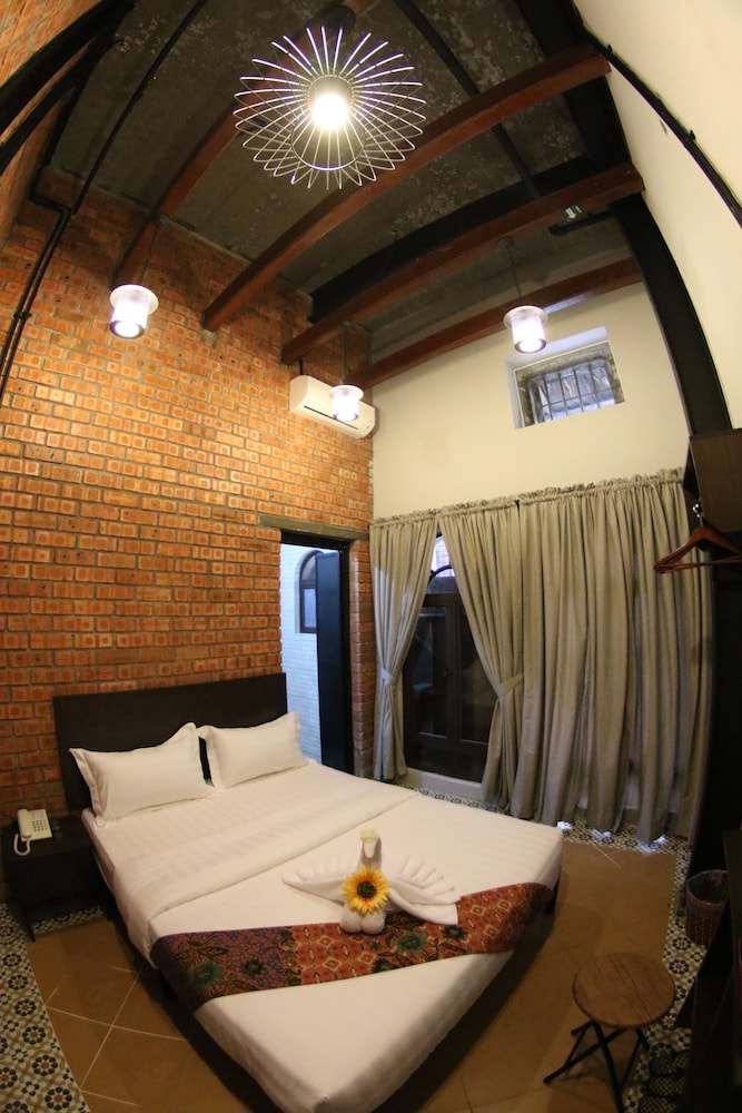 JQ Ban Loong Boutique Hotel 37/48