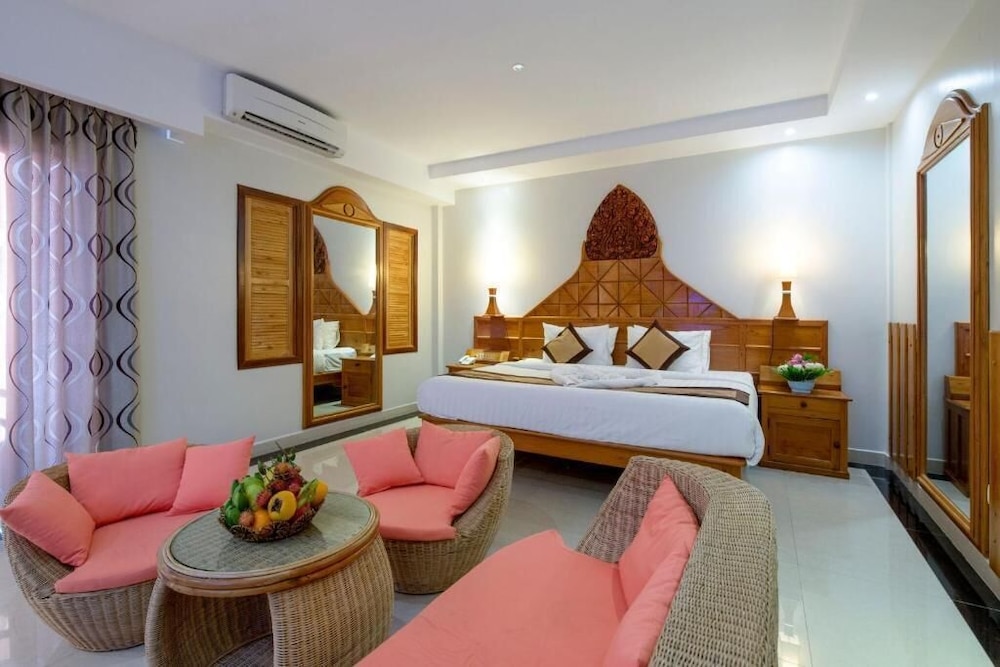 Aristocrat Residence Hotel 36/80