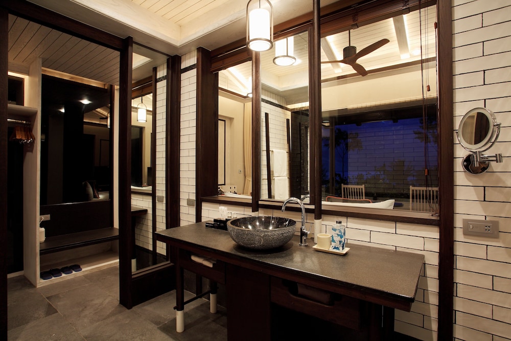 Baba Beach Club Phuket Natai Luxury Pool Villa Hotel by Sri panwa 40/50