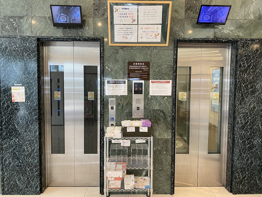Toyoko Inn Moriya Ekimae 12/50