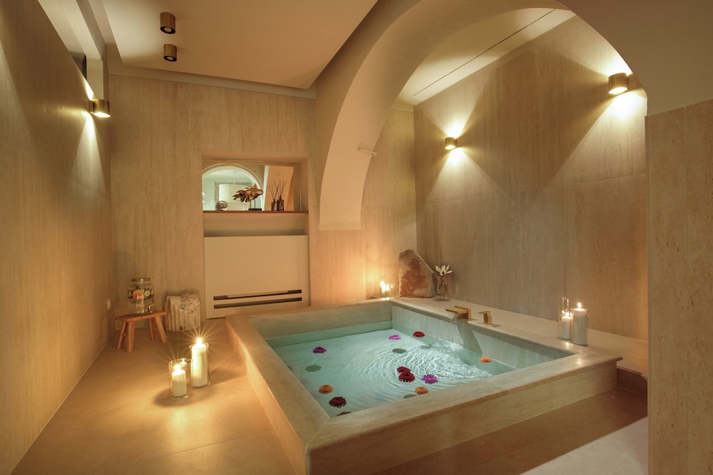 Hotel Condotti 36/63