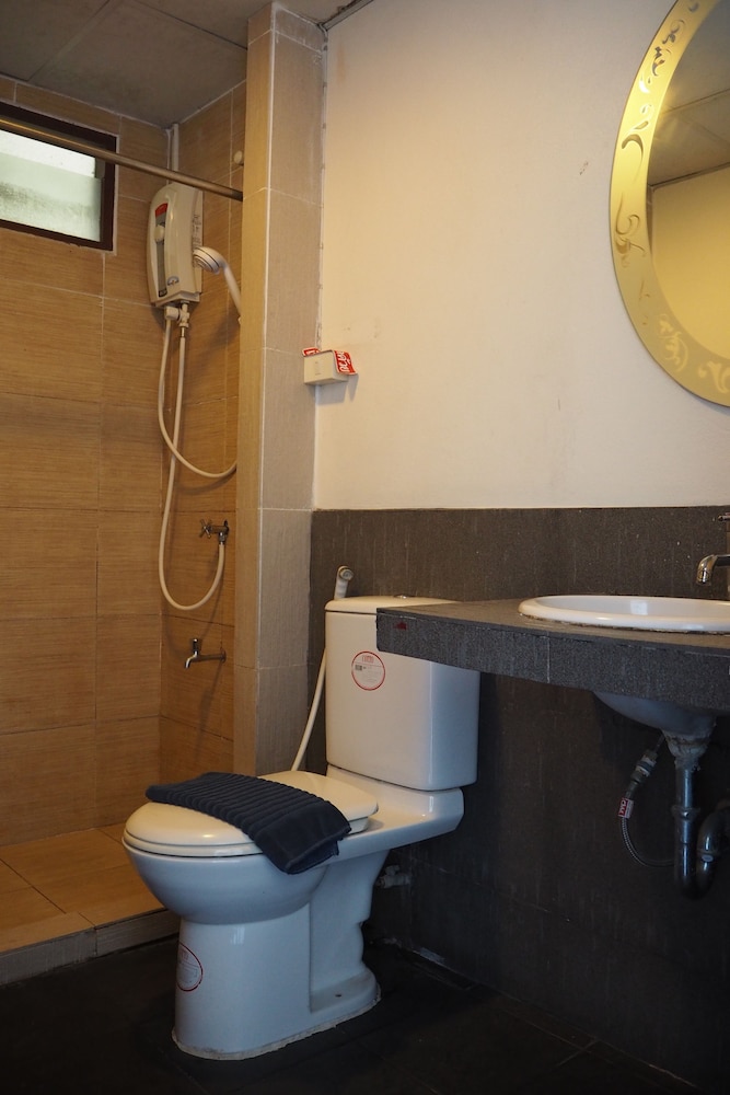 Wilai Guesthouse 48/50