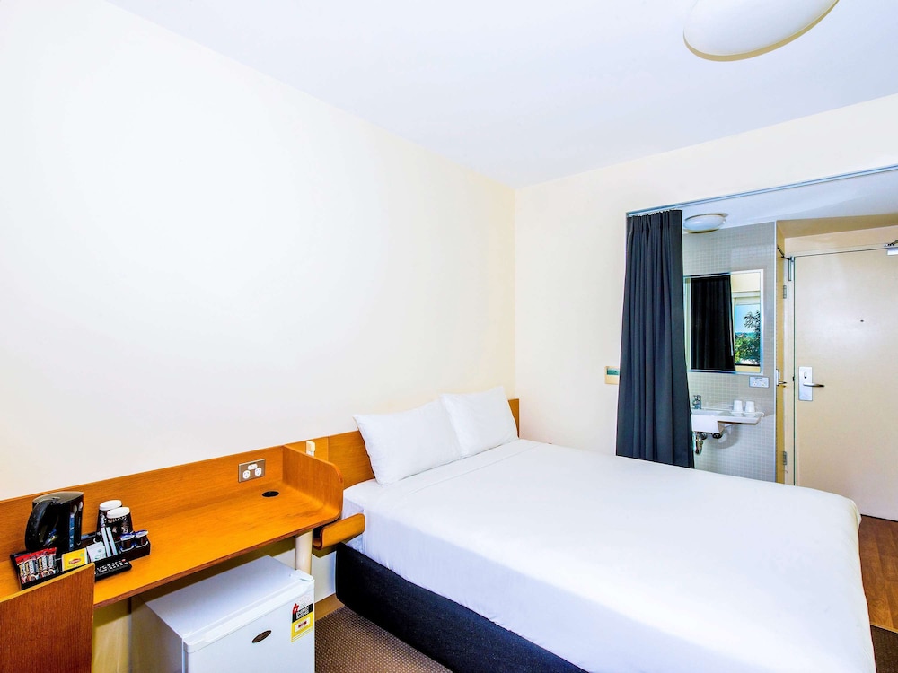 Ibis Budget Sydney Olympic Park 18/70