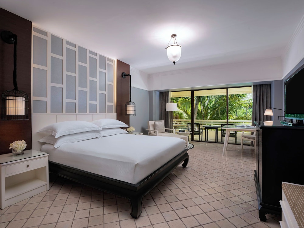 SUPERIOR, KING BED, GARDEN VIEW