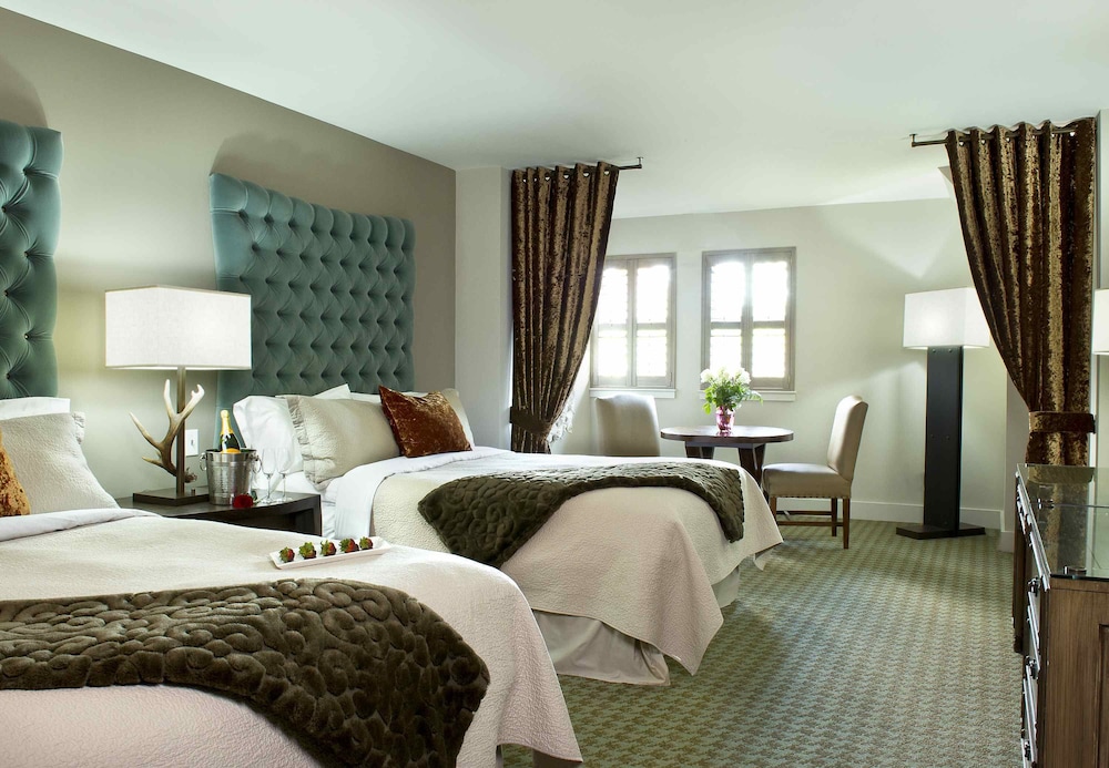 Grand Bohemian Hotel Asheville Autograph Collection 8/41