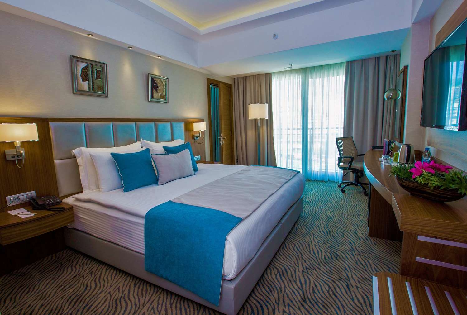 Karsiyaka Convention & Spa Hotel 10/42