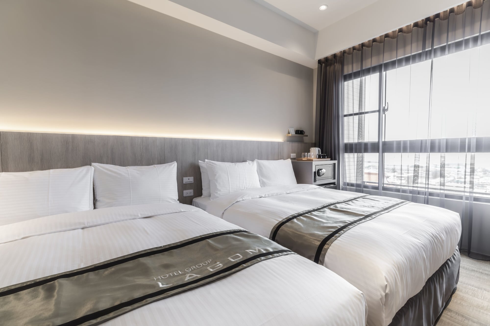 STANDARD, TWIN BEDS