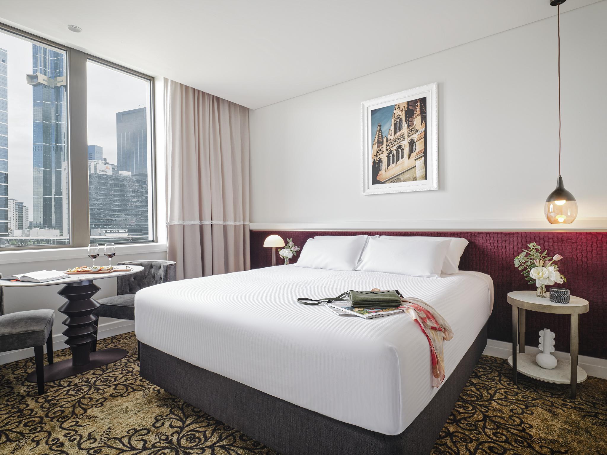 Deluxe, Yarra View