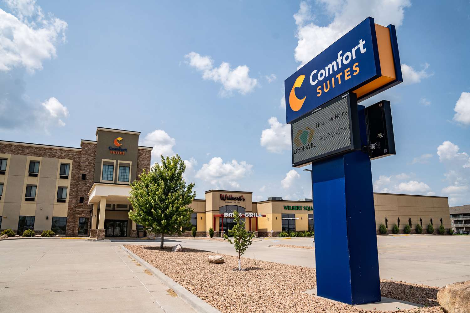 Comfort Suites Brookings near University 50/51