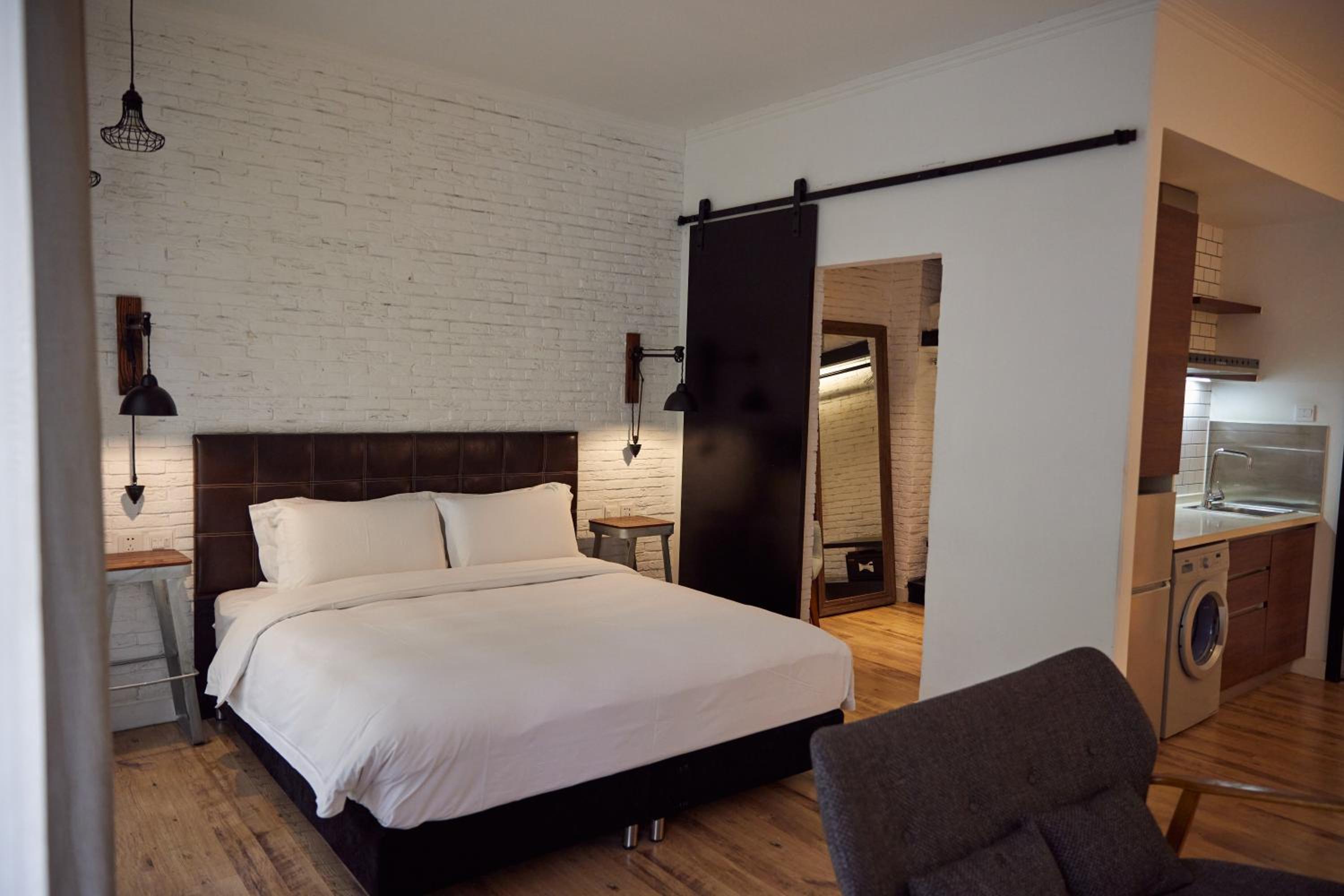 Deluxe, Studio, Balcony
