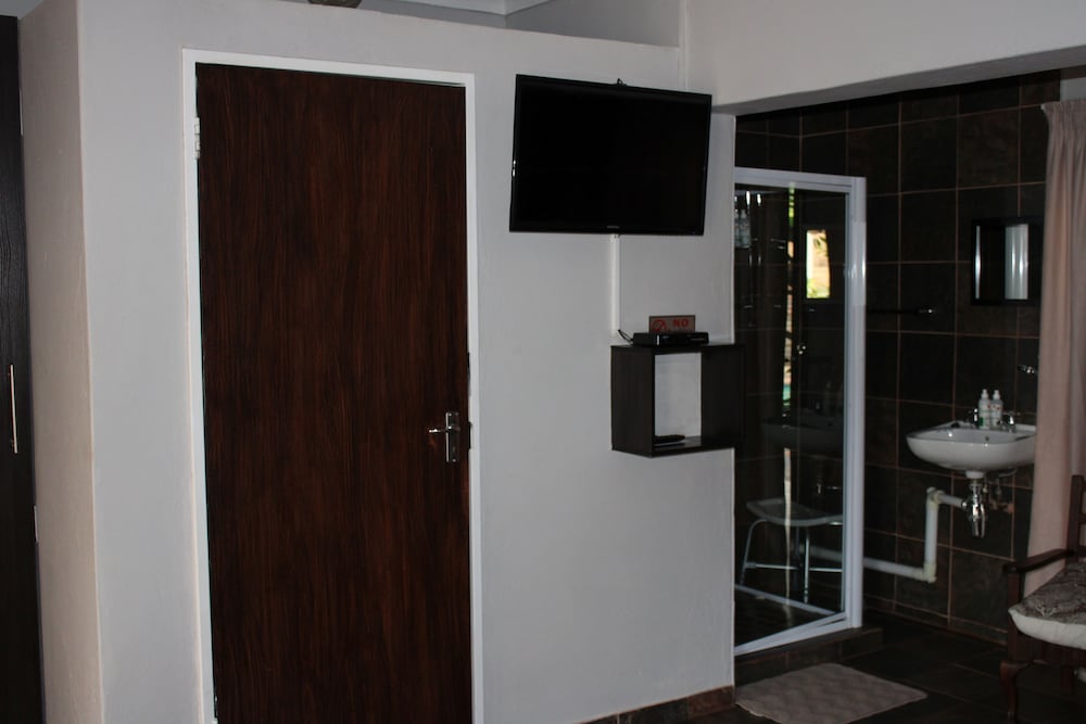 Ukarimu Guest House 4/36
