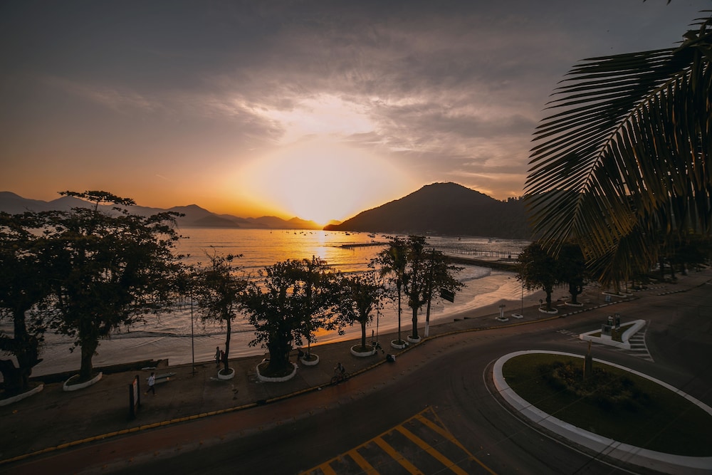 Ubatuba Praia Hotel 45/50