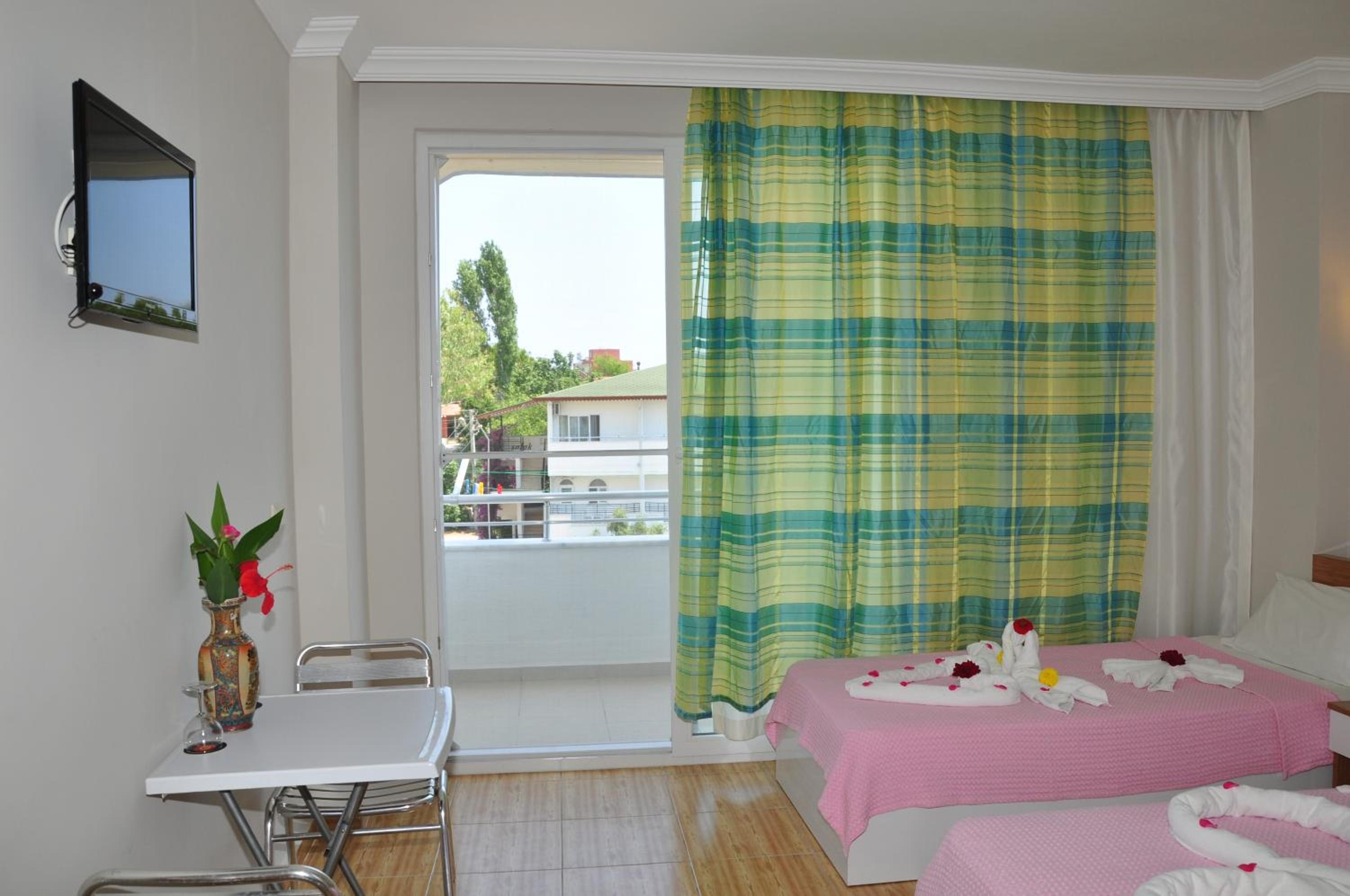 Onder Yildiz Hotel 28/55