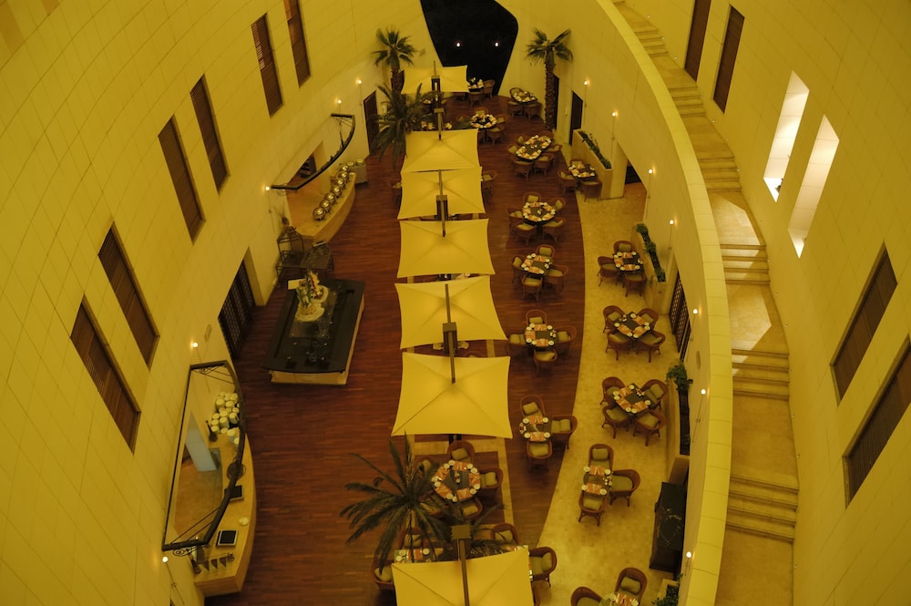 LE ROYAL AMMAN photo3