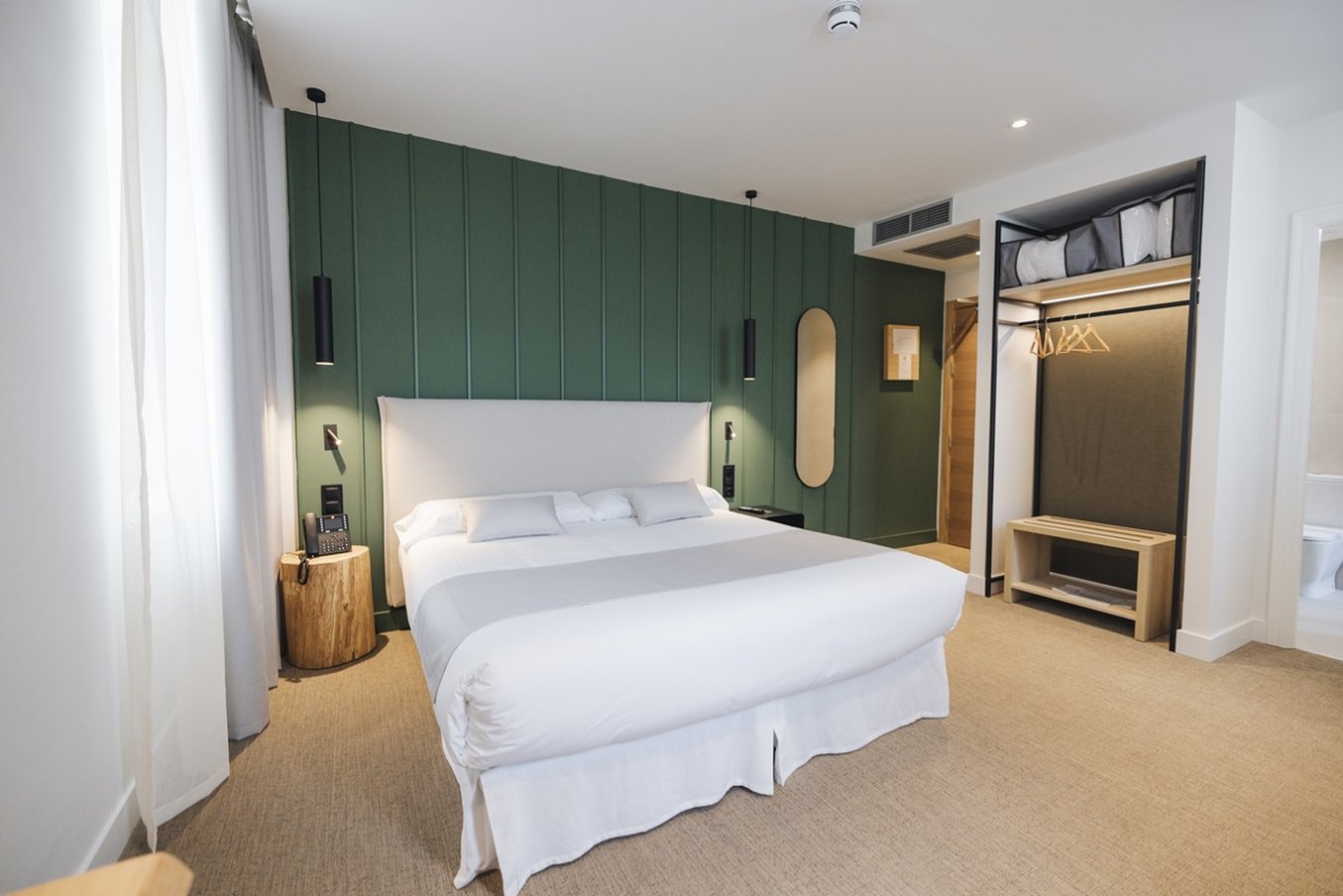 Hotel Mondragon 9/50