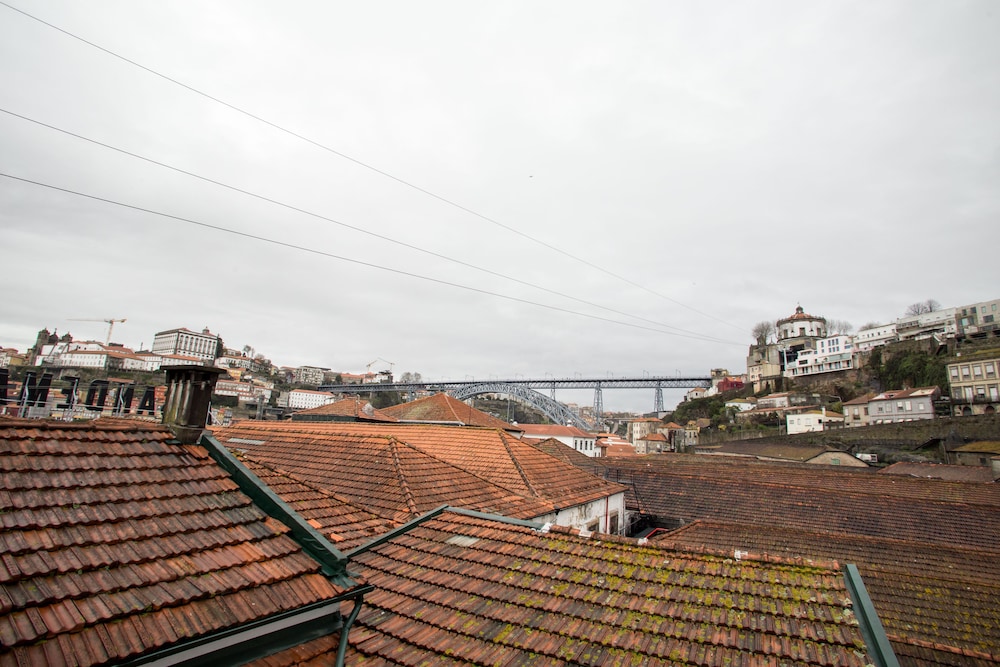Porto Views & Wines By Porto City Hosts 30/50