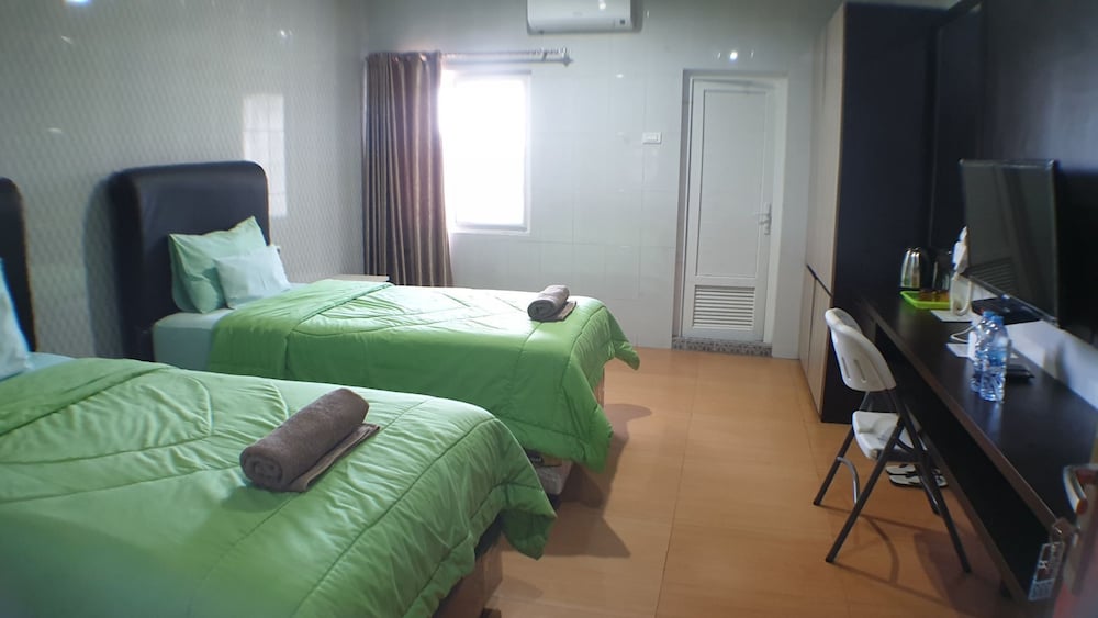 Nasional Hotel 23/44