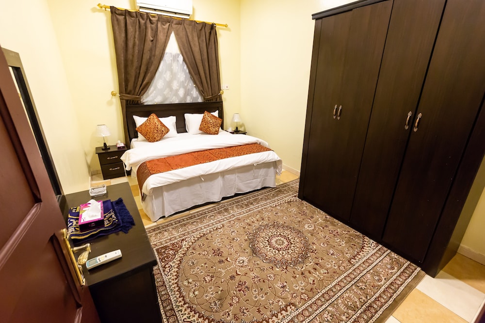 العييري للوحدات السكنية 4(Al Eairy Furnished Apartments - Al Bahah 4) 24/40