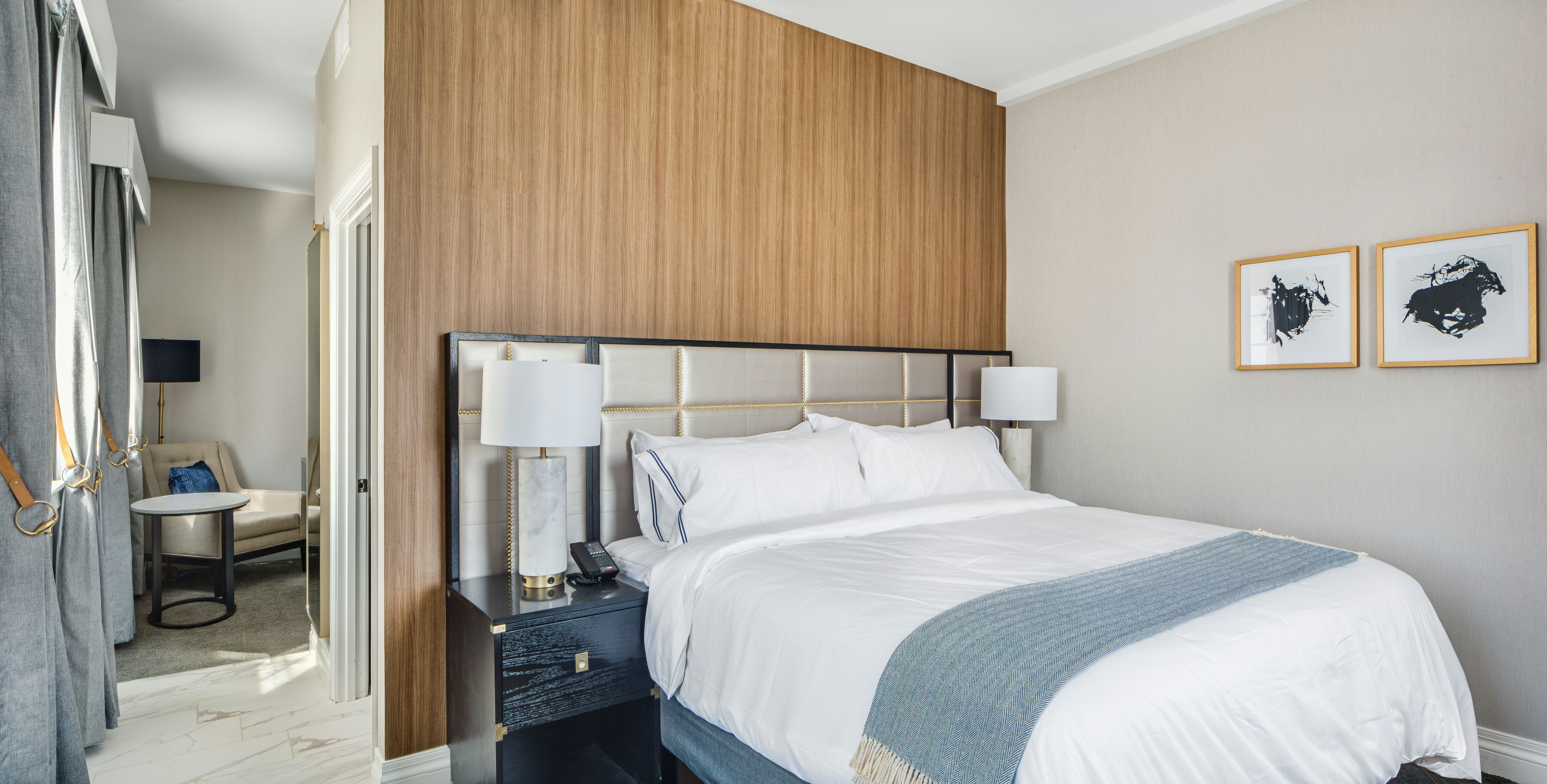 ROOM, KING BED, ACCESSIBLE