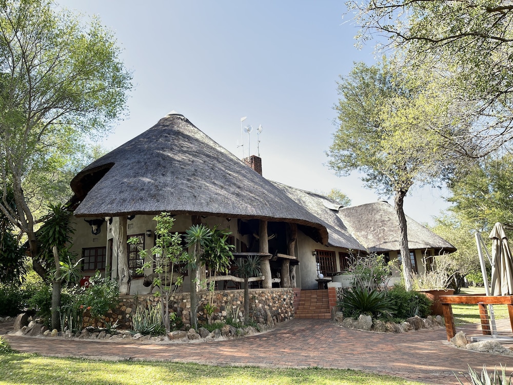 Milima Big 5 Safari Lodge 1/50