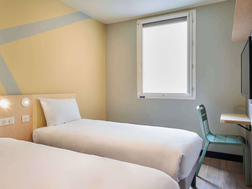 STANDARD, TWIN BEDS