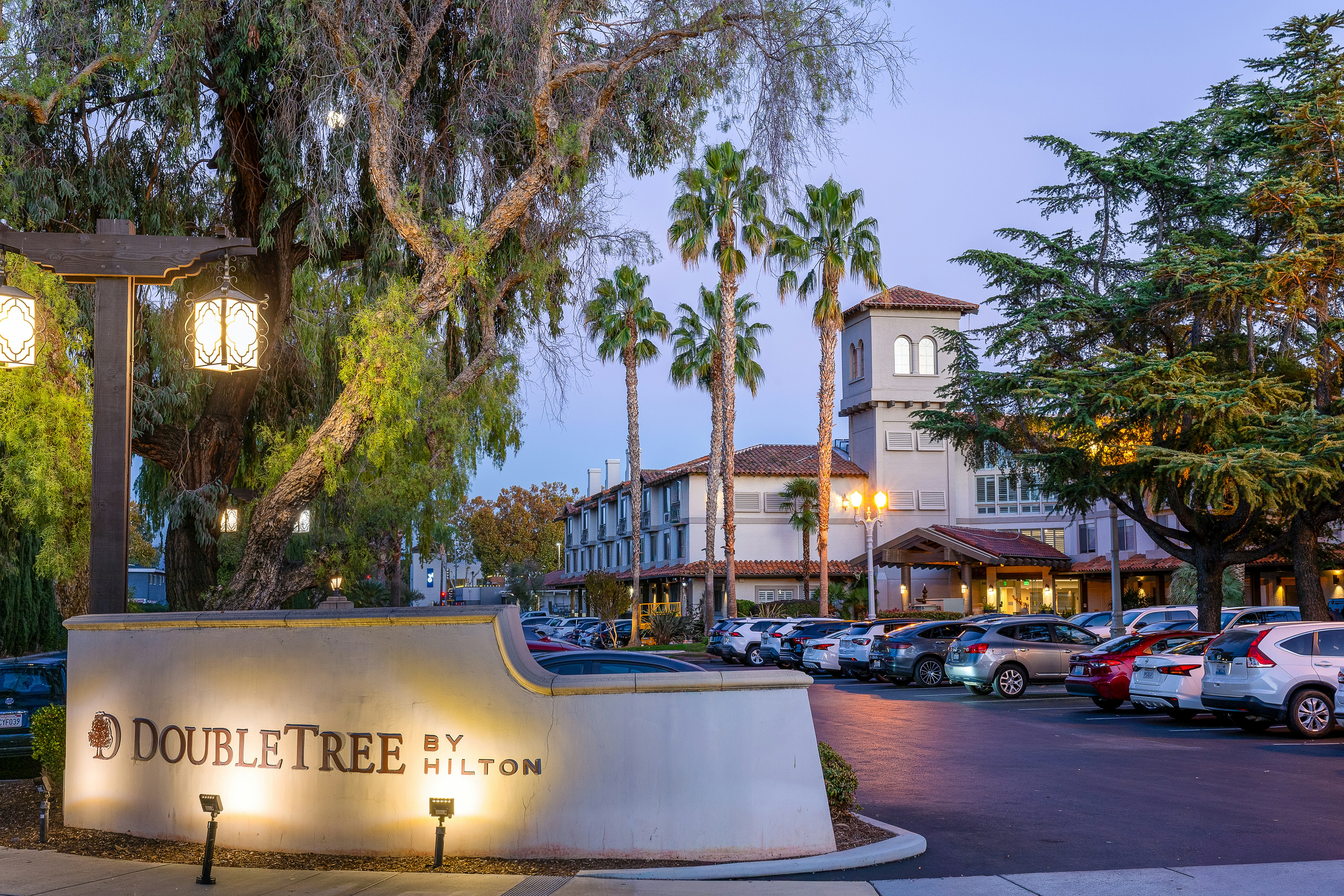 DoubleTree by Hilton Hotel Campbell - Pruneyard Plaza 40/50