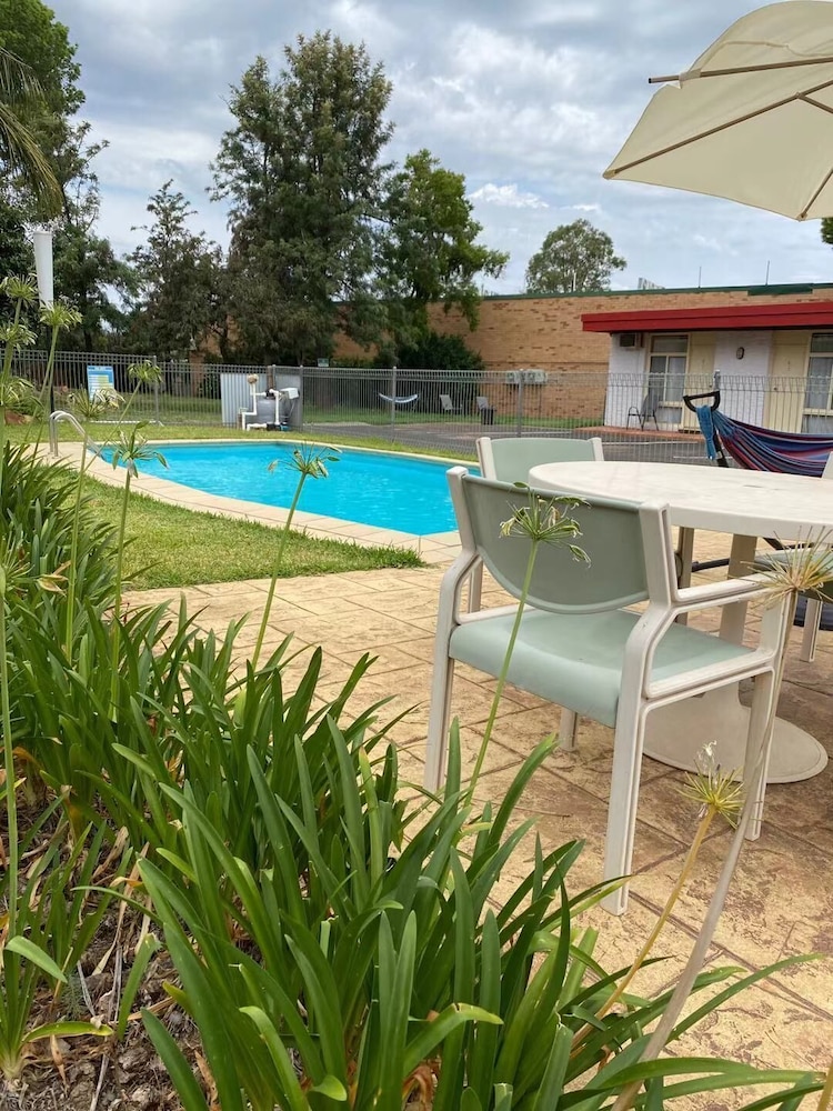 Apollo Motel Parkes 40/50