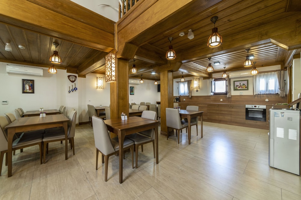 Armistis Hotel 34/50