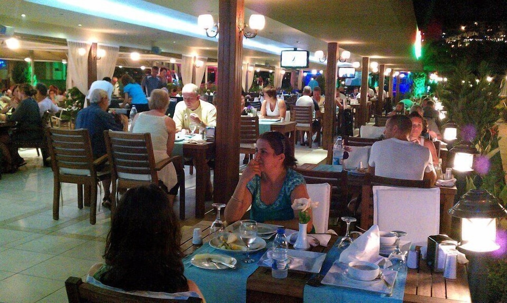 Ambrosia Hotel Beach & Spa 59/70