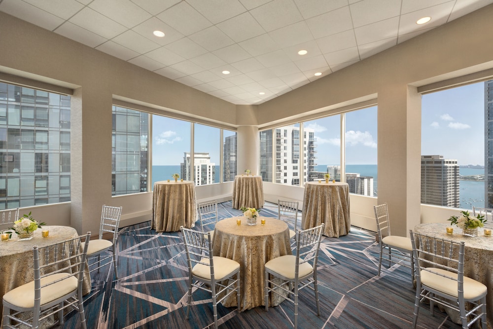Swissotel Chicago 25/43