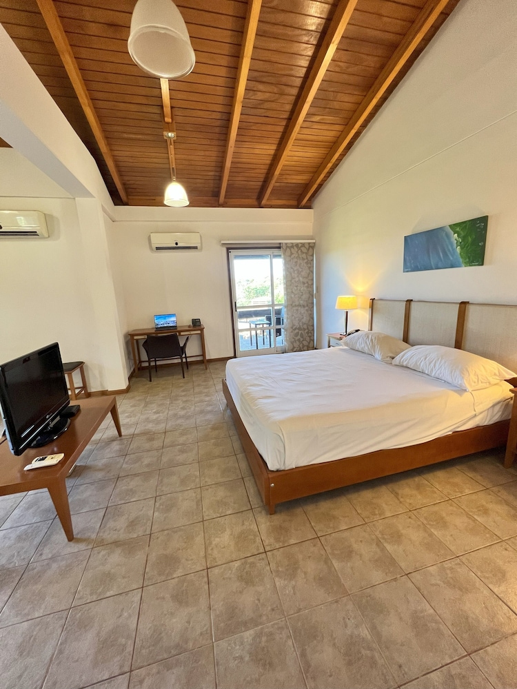 Maitei Posadas Hotel & Resort 5/50