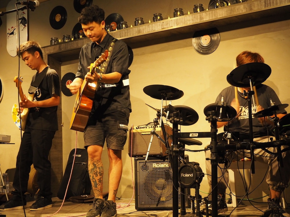 Once Artistic Inn 19/34