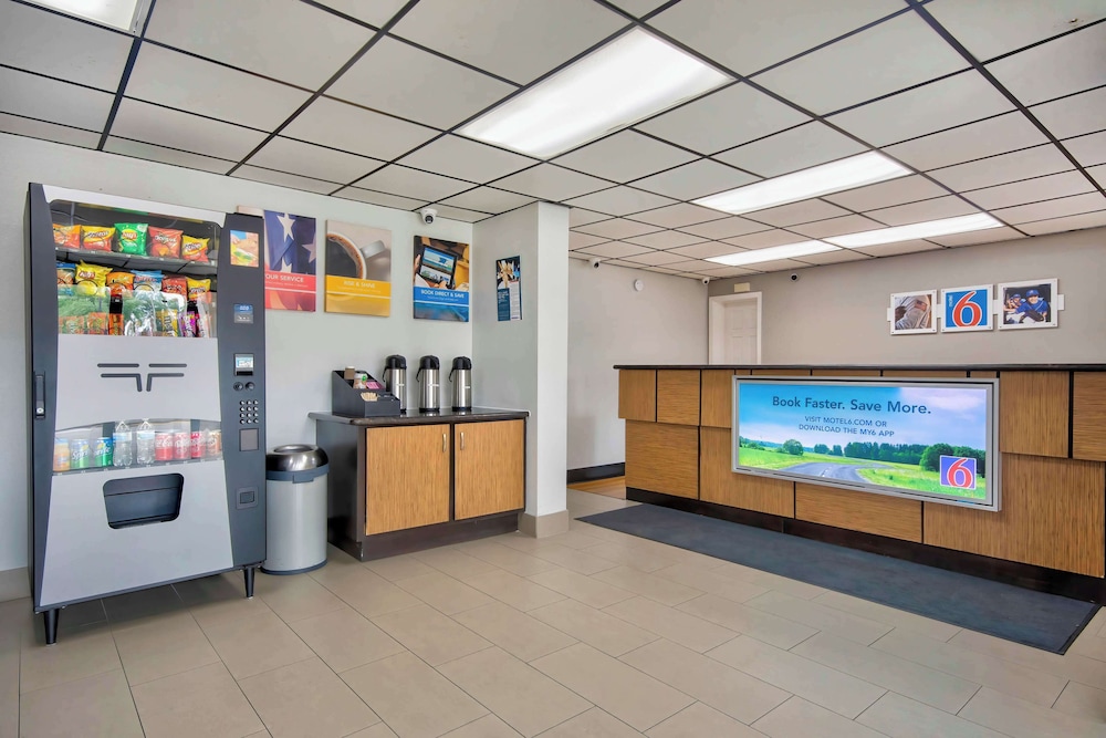 Motel6 Sulphur, LA 8/50