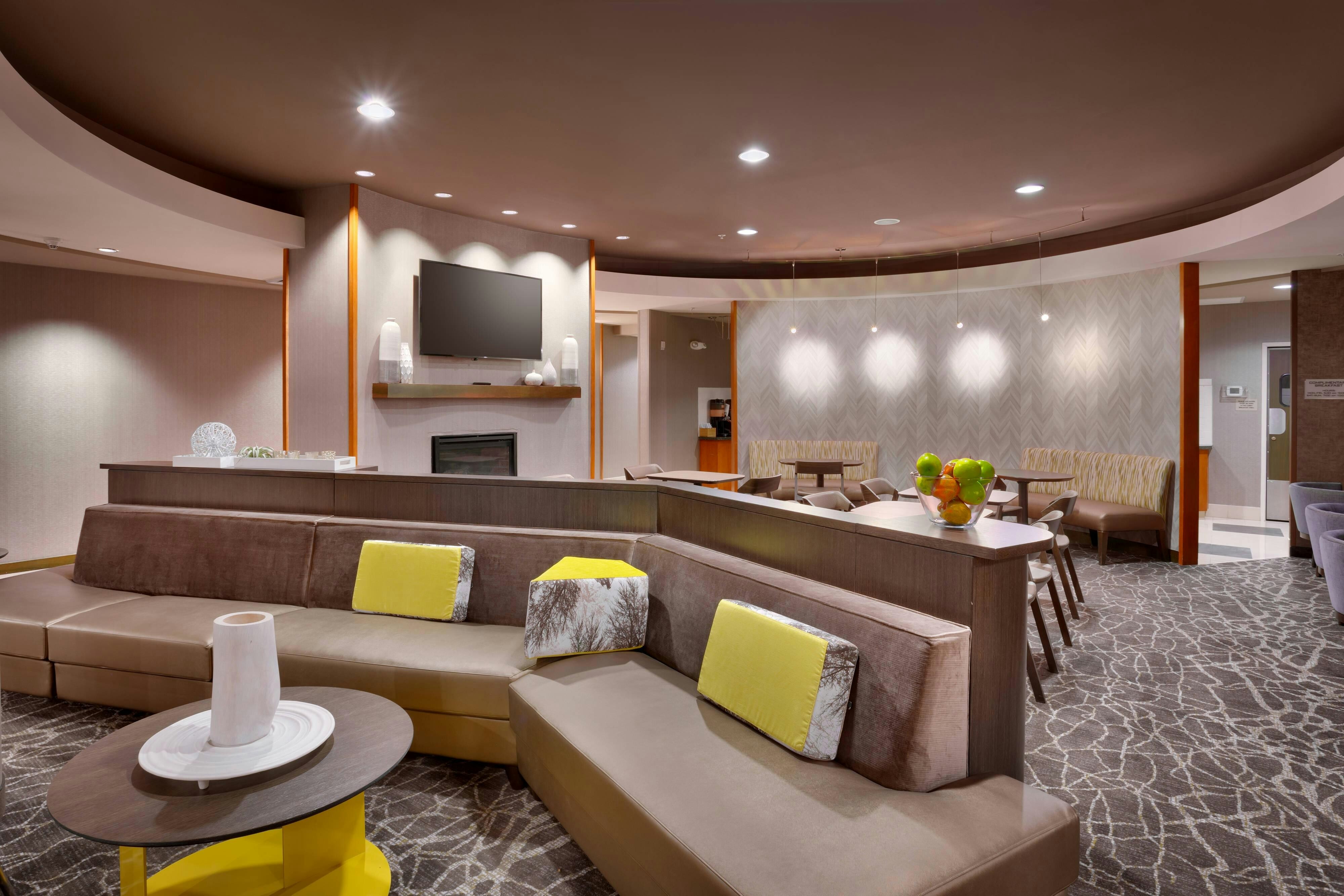 Springhill Suites by Marriott Thatcher 6/15