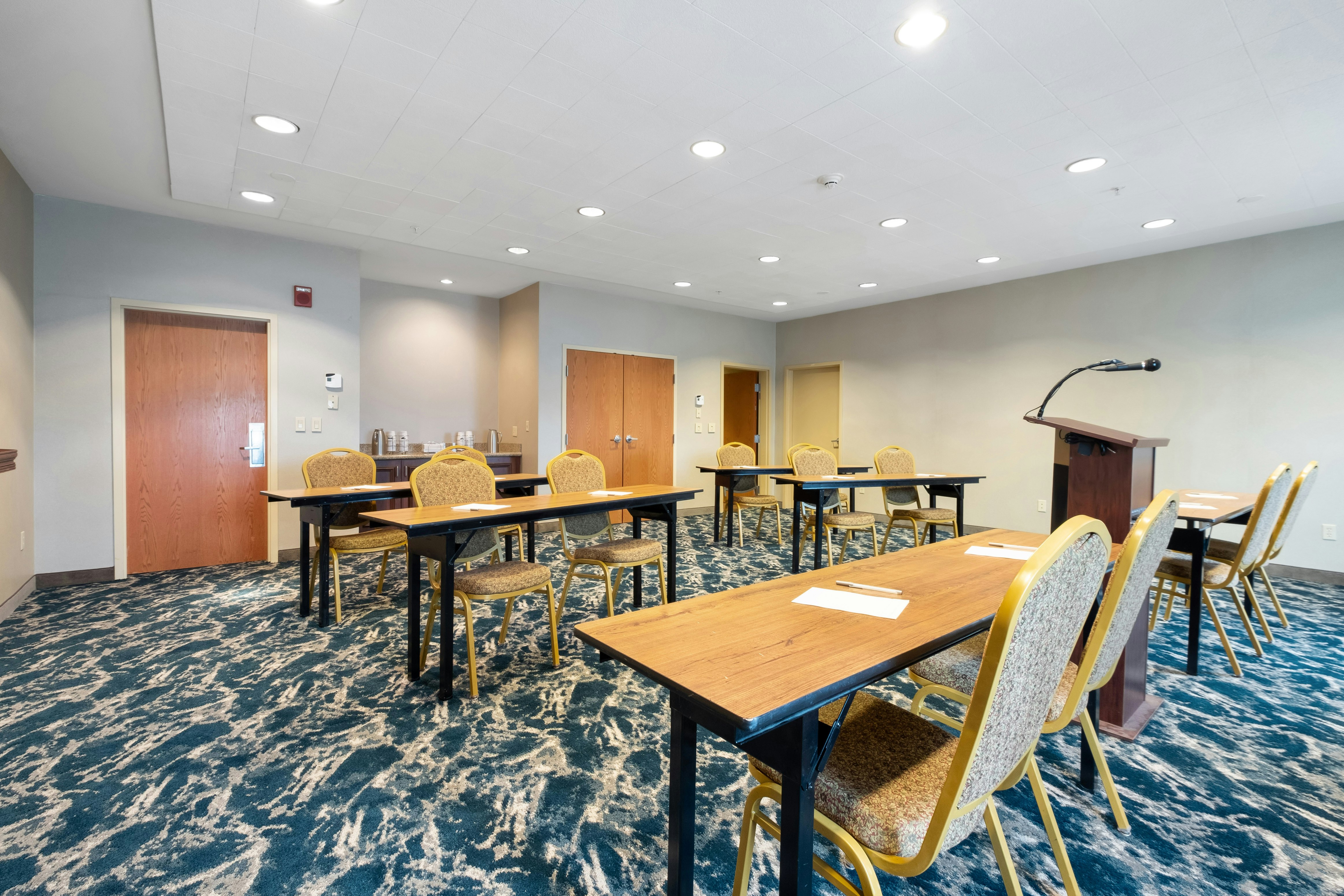 Hampton Inn & Suites Rockland 72/81