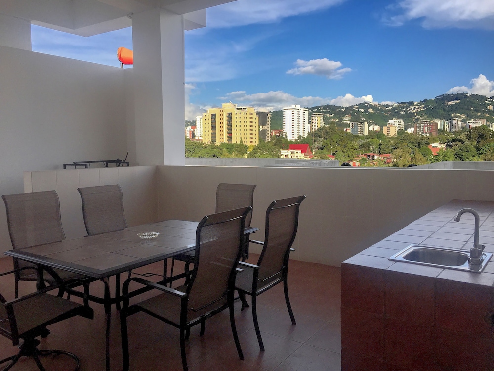 Suites Jardin Imperial 48/63