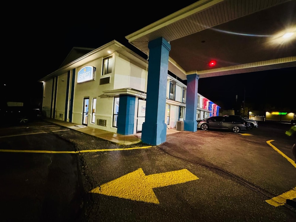 Travelodge by Wyndham Junction City 28/35