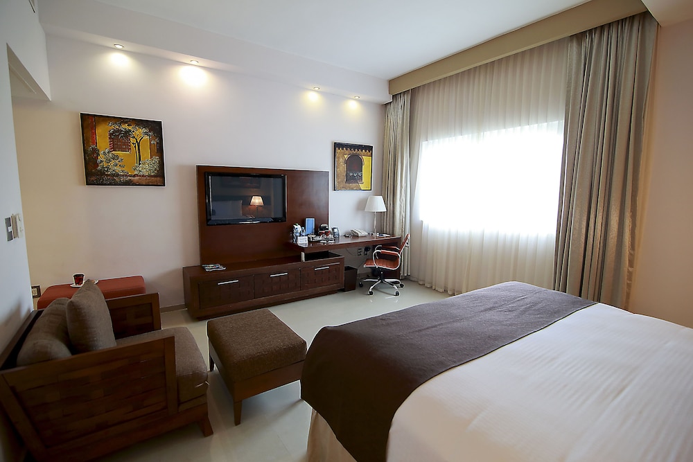 WYNDHAM MERIDA 20/58