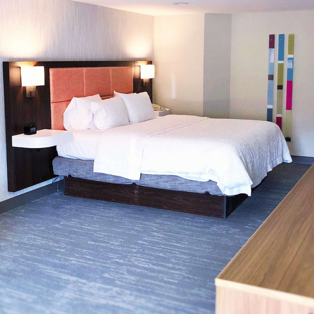 Hampton Inn Williamsport-Downtown 17/40