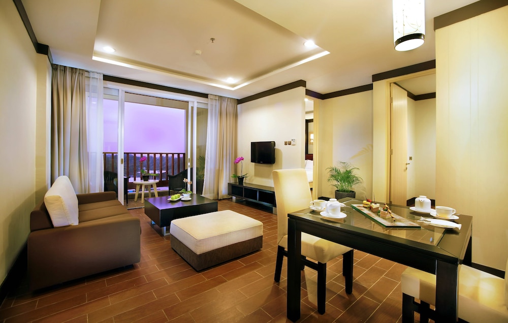 Aston Bogor Hotel & Resort 52/90